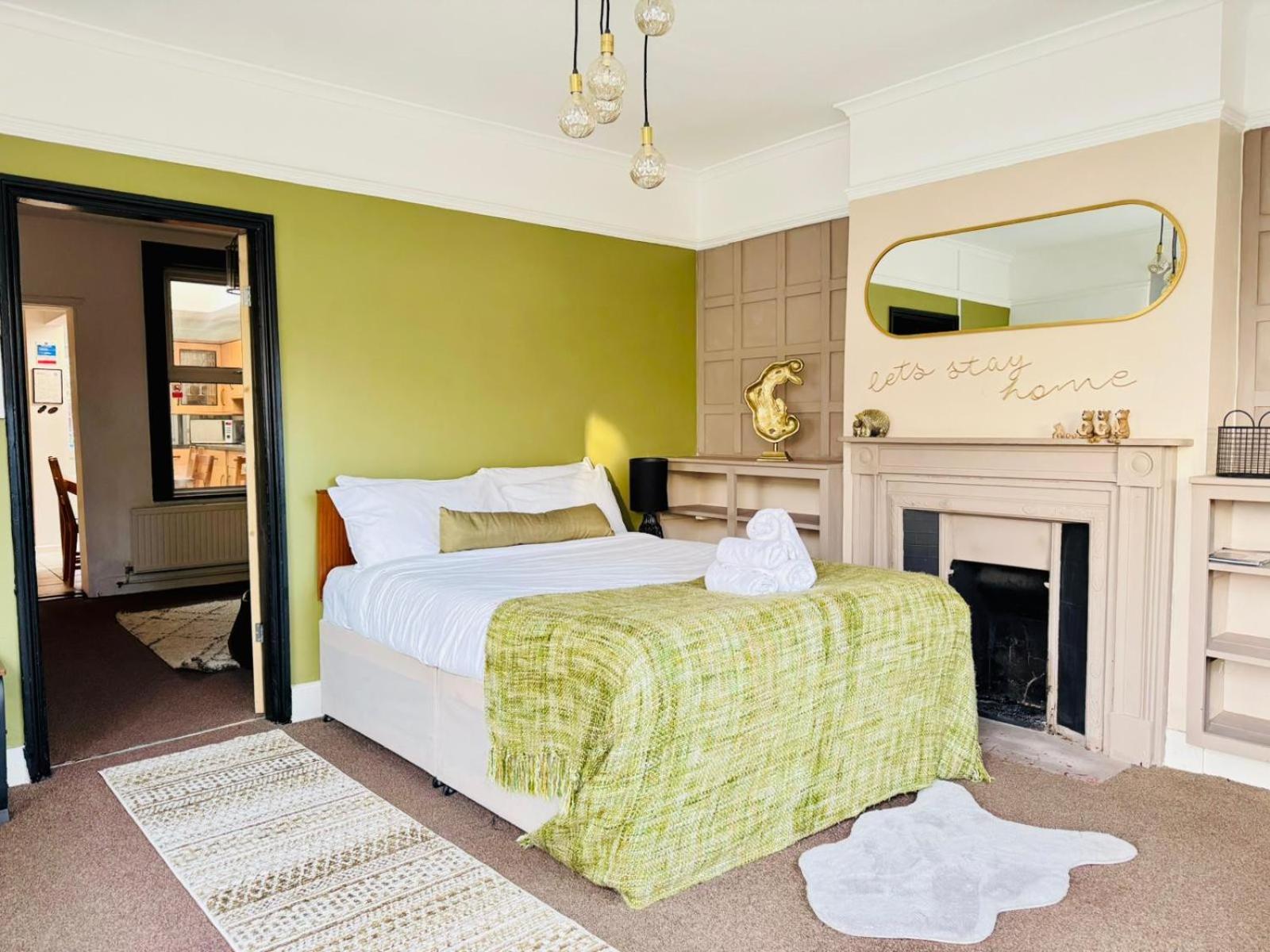 Lovely Dog Friendly, 3 Bed Home Sleeps 8, With Parking & Fenced Garden Work Contractor Leisure, Jasper Cambridge-i reptér Kültér fotó