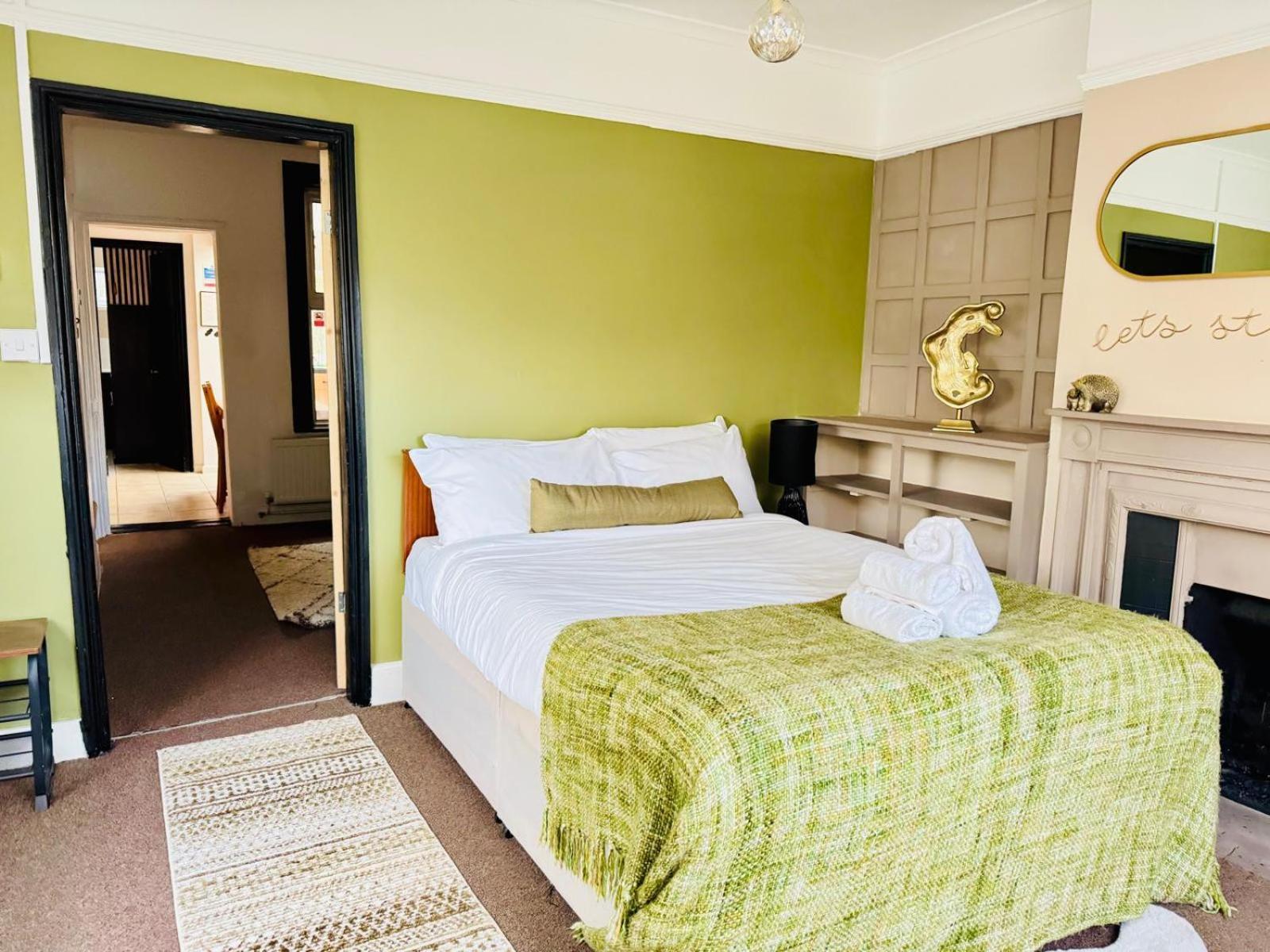 Lovely Dog Friendly, 3 Bed Home Sleeps 8, With Parking & Fenced Garden Work Contractor Leisure, Jasper Cambridge-i reptér Kültér fotó